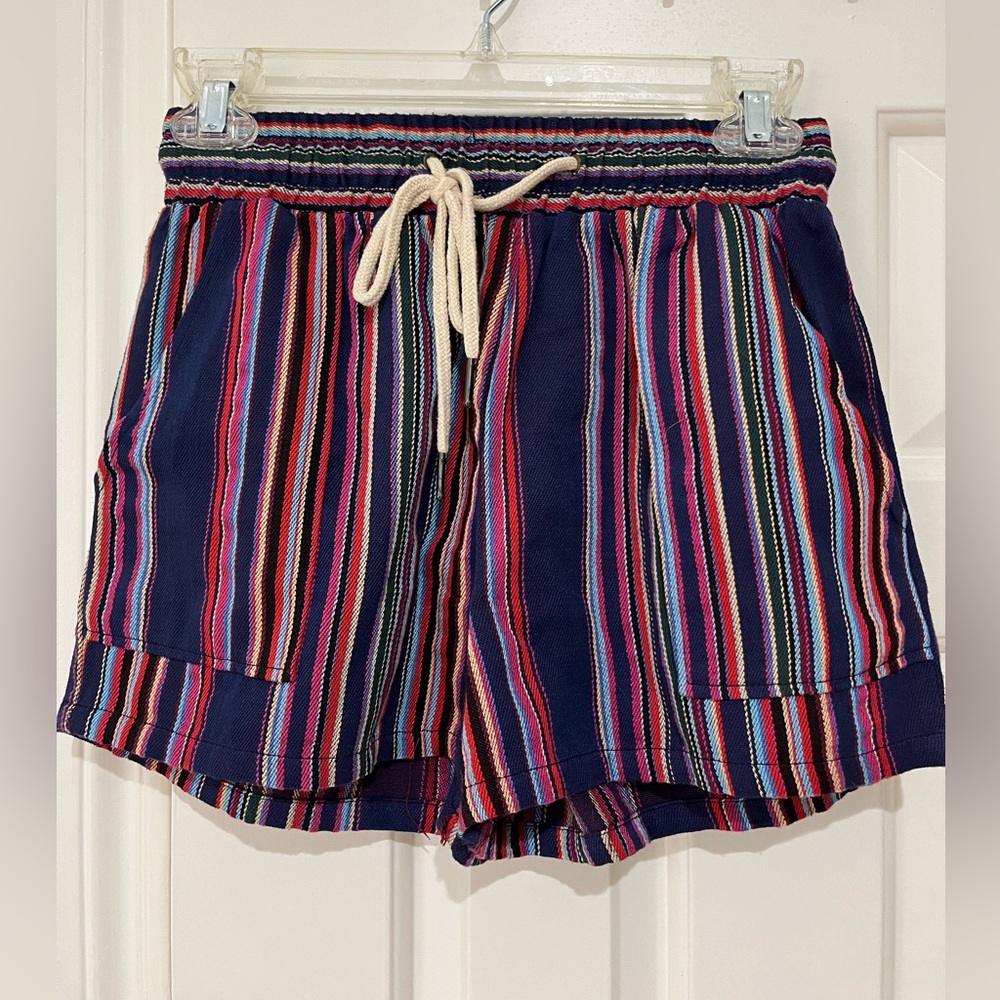 Peach Love colorful shorts, size small